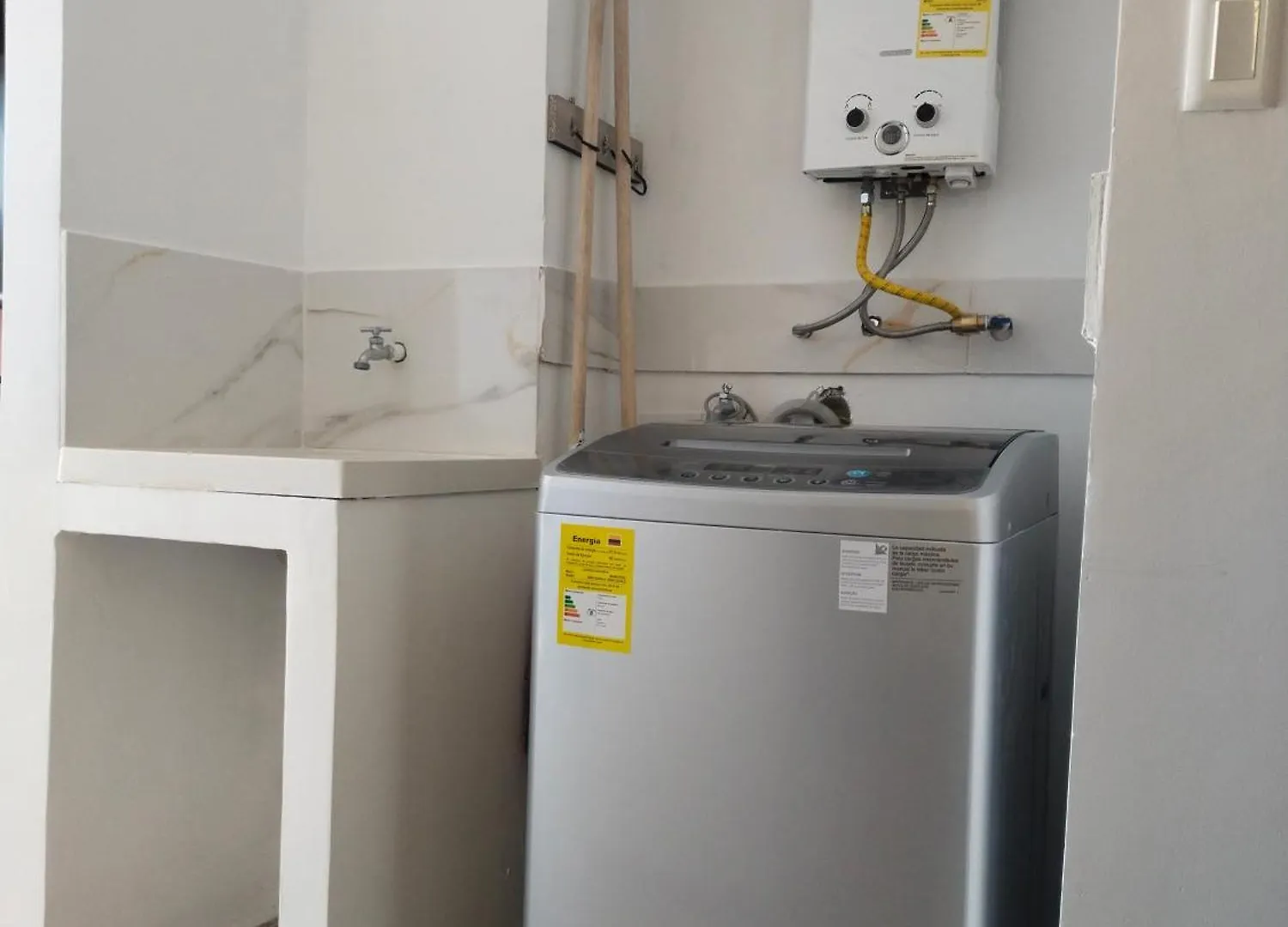 Apartamento Solo Un Dormitorio Una Persona Μεντεγίν 0*,